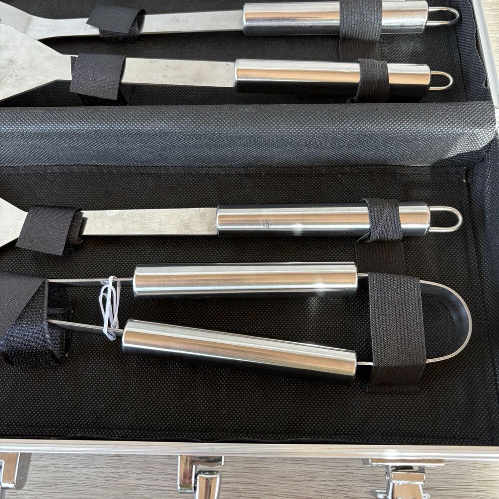 GATORADE GRILL TOOL SET IN STORAGE CASE 5 PCS - Picture 16 of 16